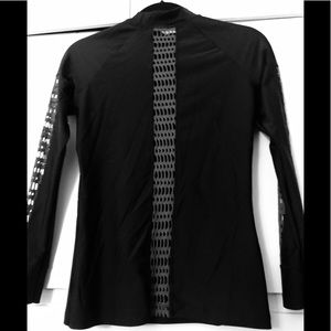 Rip Curl black M/L rash guard